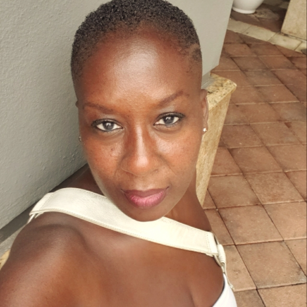 Meet your Posher, Liana